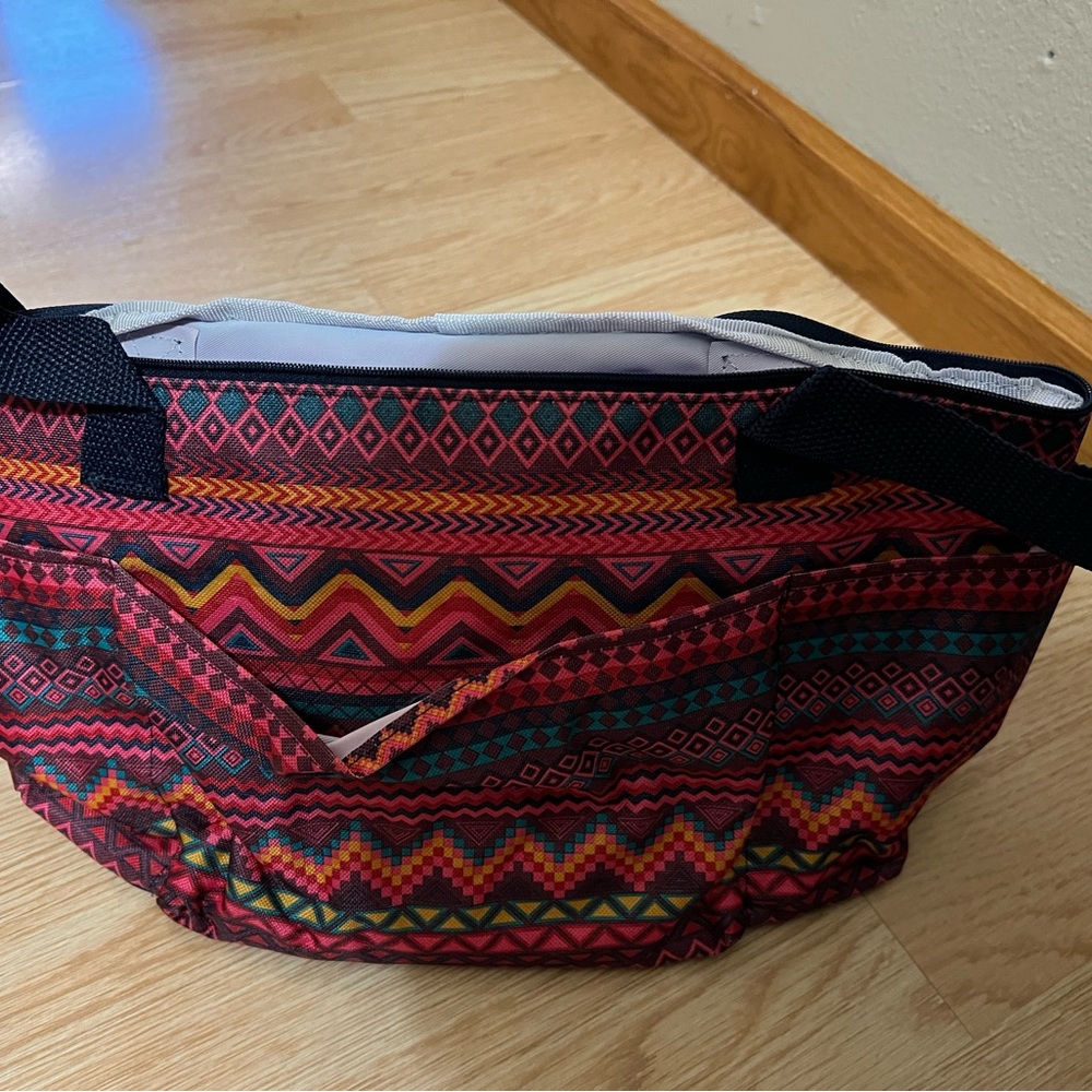 Creative round caddy